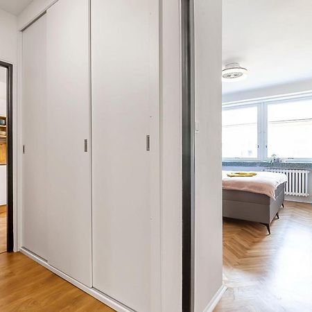 Popular Location / Street View / 4 Ppl / Netflix Apartment Praga Exterior foto
