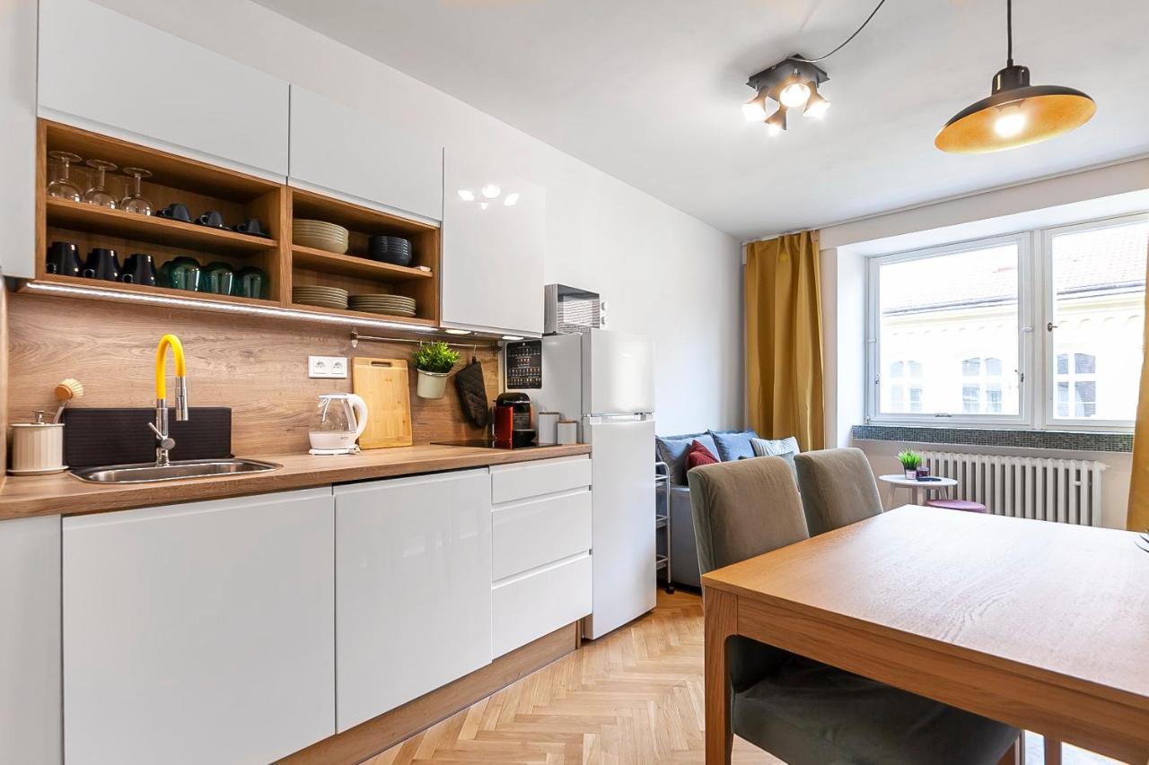 Popular Location / Street View / 4 Ppl / Netflix Apartment Praga Exterior foto